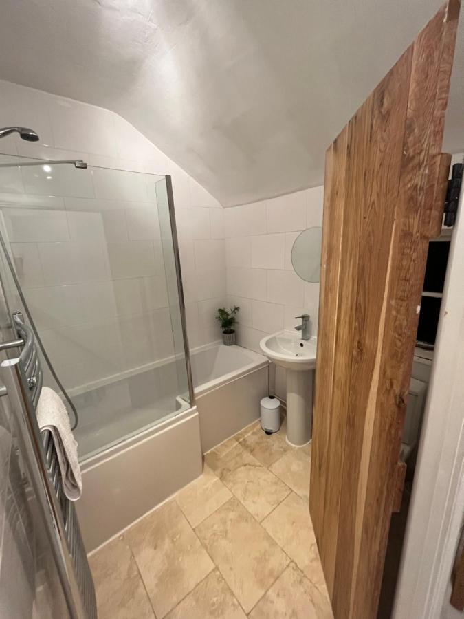 Bay Cottage, Hot Tub Snitterfield 외부 사진